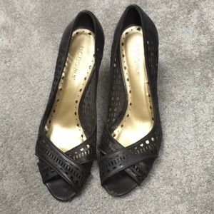 BCBG girls heels